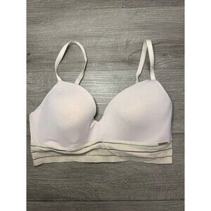 Vince Camuto Nude T Shirt Bra 34C Underwire Smooth Cup Support Band